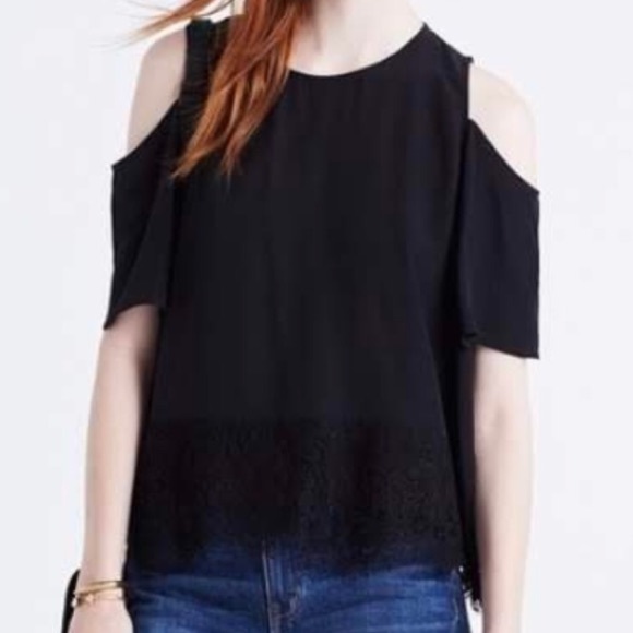 Madewell Tops - Madewell Lace Hem Cold Shoulder Top